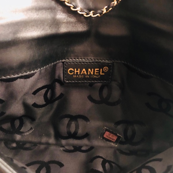 CHANEL Clutch - Picture 11 of 14